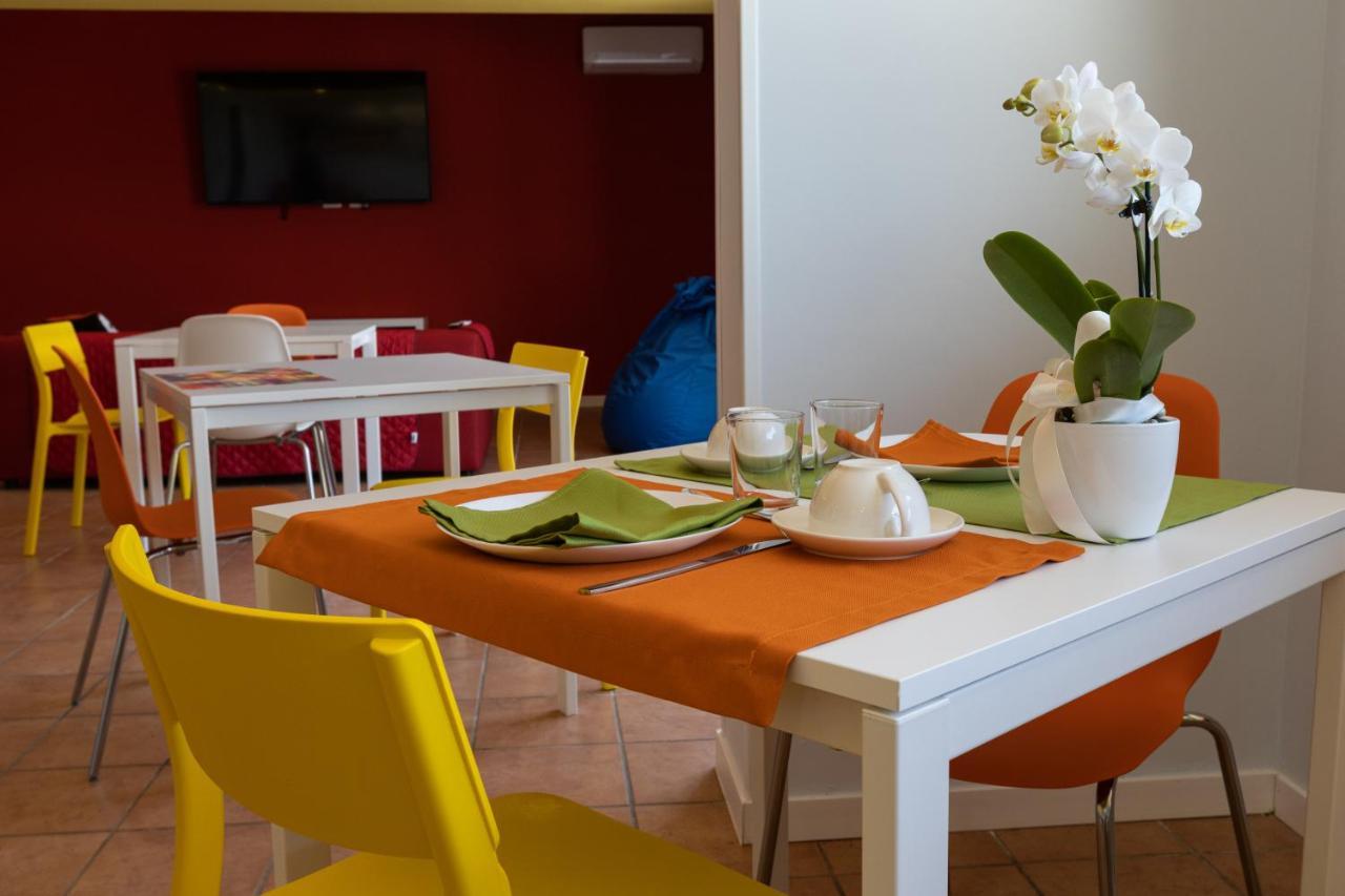 Valmontone Travel Rooms Экстерьер фото